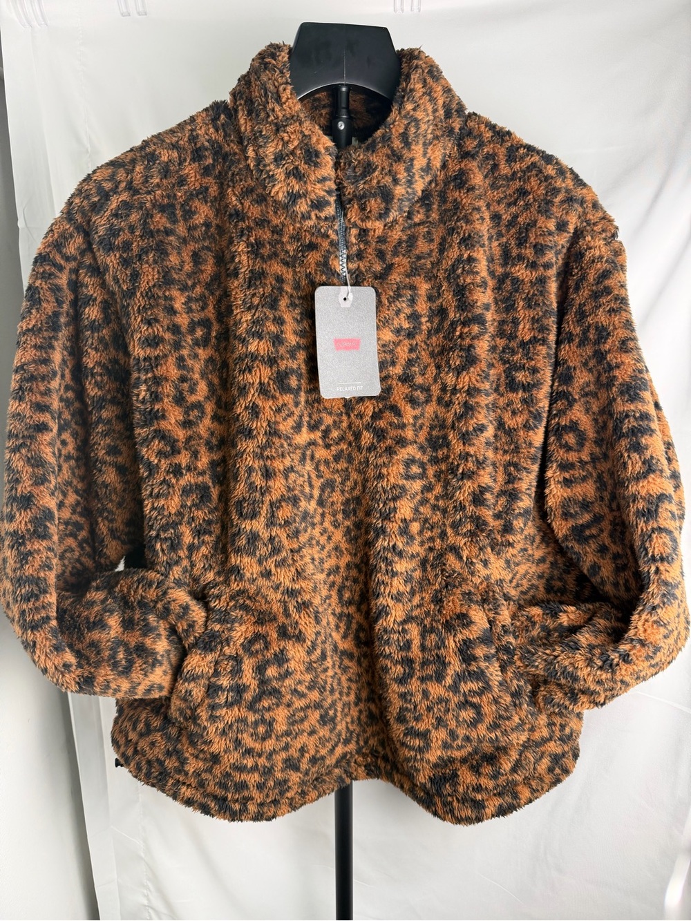 Levi’s Leopard Print Sherpa Jacket Women’s Small S Relaxed Fit NWT